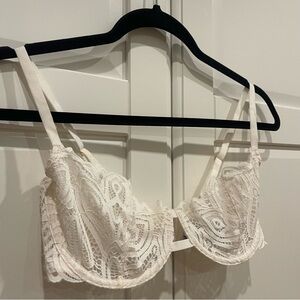 Cream Lace Underwire Bra
